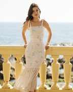 Petal Line Vestido